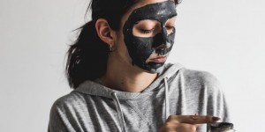 Beitragsbild des Blogbeitrags Gewinne: Glam Glow Supermud Maske