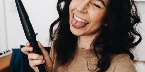 Beitragsbild des Blogbeitrags Gewinnspiel Nikolo GHD curve – creative wand nocturne Lockenstab