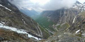Beitragsbild des Blogbeitrags Trollstigen: Roadtrip entlang der abenteuerlichen Passstraße in Norwegen