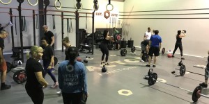 Beitragsbild des Blogbeitrags Was ist CrossFit? – Vorteile, Kosten, Training, Workouts 