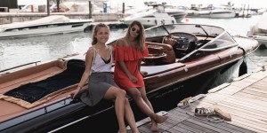 Beitragsbild des Blogbeitrags OUTFIT DIARY: 14 Outfits für den Sommerurlaub mit Fiat 