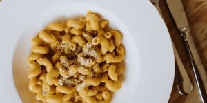 Beitragsbild des Blogbeitrags Rezept: Vegane Mac and Cheese 
