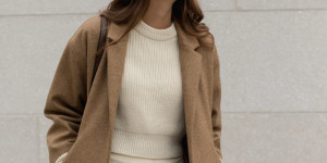Beitragsbild des Blogbeitrags The Timeless and Sustainable Wool Overcoat by The Slow Label 