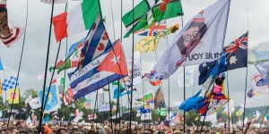 Beitragsbild des Blogbeitrags Das Glastonbury Festival: Ein klarer Fall für die Bucketlist