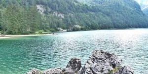 Beitragsbild des Blogbeitrags Lago del Predil – Idylle mitten in den Bergen