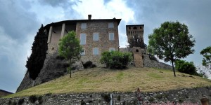 Beitragsbild des Blogbeitrags Museum Rosso Graspa im Castello di Levizzano