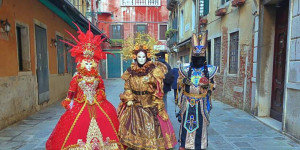 Beitragsbild des Blogbeitrags Mitten drin im Carnevale di Venezia 