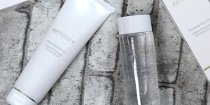 Beitragsbild des Blogbeitrags {Review} Amway Artistry Special Care Collection 