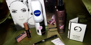 Beitragsbild des Blogbeitrags Glossybox September 2015