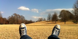 Beitragsbild des Blogbeitrags Pause: Warum auch kurze Auszeiten unser Leben verbessern