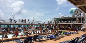 Beitragsbild des Blogbeitrags Kann man guten Gewissens auf eine Kreuzfahrt gehen?