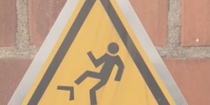 Beitragsbild des Blogbeitrags Sicherheit und Verhalten bei einem Notfall im Ausland