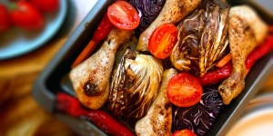 Beitragsbild des Blogbeitrags Mediterrane Hühnerhaxn mit Gemüse