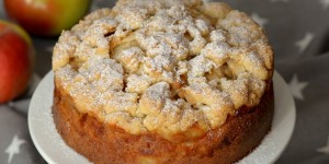Beitragsbild des Blogbeitrags Apfel Streuselkuchen