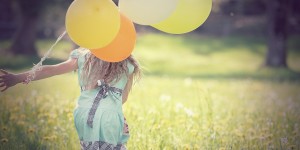 Beitragsbild des Blogbeitrags Loslassen: 10 Gründe, warum es so schwer fällt.