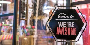Beitragsbild des Blogbeitrags How to Collect Useful Customer Feedback Through Social Media  Turn Your Followers Into Your Focus Group 