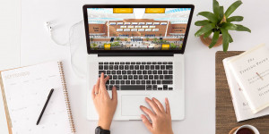 Beitragsbild des Blogbeitrags 4 Top Benefits of a Virtual Conference Platform Create Vivid Experiences With a Virtual Conference Platform and a Social Wall