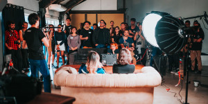 Beitragsbild des Blogbeitrags How to Tap Social Media to Ensure Your Event Is a Success Create an Event Social Media Strategy Like a Pro