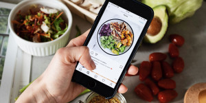 Beitragsbild des Blogbeitrags How to Make It Super Easy for People to Post to Your Social Wall  Make Posting to Your Social Wall Self-Explanatory With These Tips 