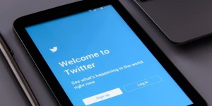 Beitragsbild des Blogbeitrags Twitter Storytelling Hacks: How to Make the Most of 140 Characters