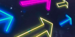 Beitragsbild des Blogbeitrags Social Media Algorithmen und Engagement 2022 – so erstellst du virale Posts
