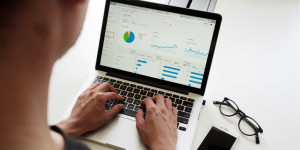 Beitragsbild des Blogbeitrags Bessere Social Media Reportings – So überzeugst du Kunden und Vorgesetzte