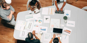 Beitragsbild des Blogbeitrags Social Media ROI messen und beweisen – so gehts