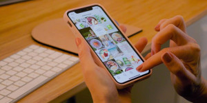 Beitragsbild des Blogbeitrags Instagram Feed Design: Wie du mit einem kuratierten Account Eindruck machst