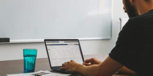 Beitragsbild des Blogbeitrags Meta Ads 2024 – Was hat sich verändert?