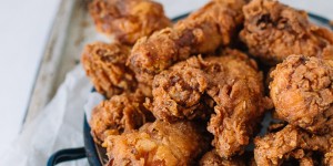 Beitragsbild des Blogbeitrags American Style Fried Chicken & Coleslaw 