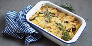 Beitragsbild des Blogbeitrags RECIPE: Veganes Kartoffelgratin (ohne Soja)