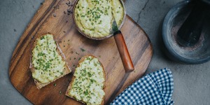 Beitragsbild des Blogbeitrags RECIPE: Der vegane Ei-Aufstrich