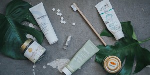 Beitragsbild des Blogbeitrags Zero Waste, Vegan und Bio: Naturkosmetik Zahnpflege