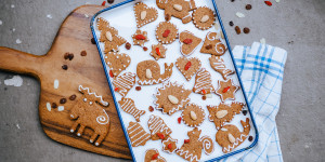 Beitragsbild des Blogbeitrags RECIPE: Vegane Lebkuchen + Option ohne raffinierten Zucker