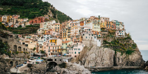 Beitragsbild des Blogbeitrags Öko-Urlaub in Italien: mit dem Zug in die Cinque Terre 