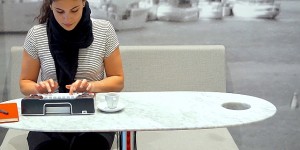 Beitragsbild des Blogbeitrags Intelligente Schreibmaschine „Freewrite“ jetzt bestellbar