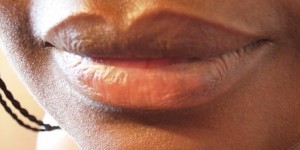 Beitragsbild des Blogbeitrags Lip Care: 7 Tips for kissable Lips in Winter