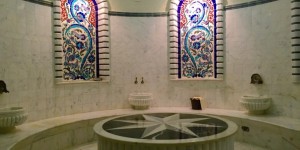 Beitragsbild des Blogbeitrags A truly oriental spa experience – Hamam Baden Review