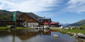 Beitragsbild des Blogbeitrags Inseln der Askese – Schutzhütten in den Alpen 