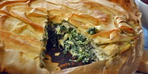 Beitragsbild des Blogbeitrags Spinat-Feta Pastete mit Strudelteig