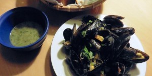 Beitragsbild des Blogbeitrags Muscheln mit Kräutersauce 