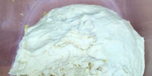 Beitragsbild des Blogbeitrags [Synchronbacken] Erdäpfelfladenbrot 