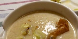 Beitragsbild des Blogbeitrags Krautsuppe mit Blunzenstrudel