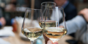 Beitragsbild des Blogbeitrags Man bringe den Spritzwein!