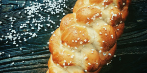 Beitragsbild des Blogbeitrags Lo Striezel di Ognissanti, un dolce tipico dellAustria