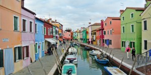 Beitragsbild des Blogbeitrags Reisebericht: Ein Ausflug nach Burano 