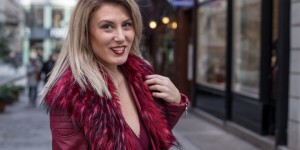 Beitragsbild des Blogbeitrags Outfit: Red Jacket by Sarah Kern
