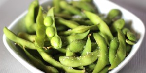 Beitragsbild des Blogbeitrags Edamame – Healthy Snack Addiction 