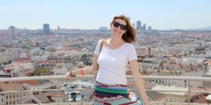Beitragsbild des Blogbeitrags OOTD: ÜBER DEN DÄCHERN VON WIEN  