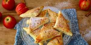 Beitragsbild des Blogbeitrags OFENWARME APFELTASCHEN